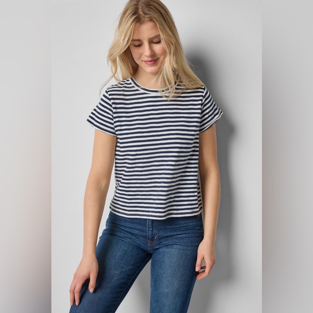 STRIPED CAP SLEEVE CREWNECK NAVY nautical stripe COTTON, minimalist classic